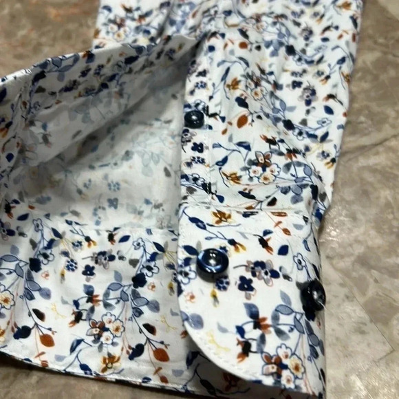 AKA Men shirt,size SM,NWT,slim fit ,100  cotton,career,white,small floral print. - Picture 14 of 16